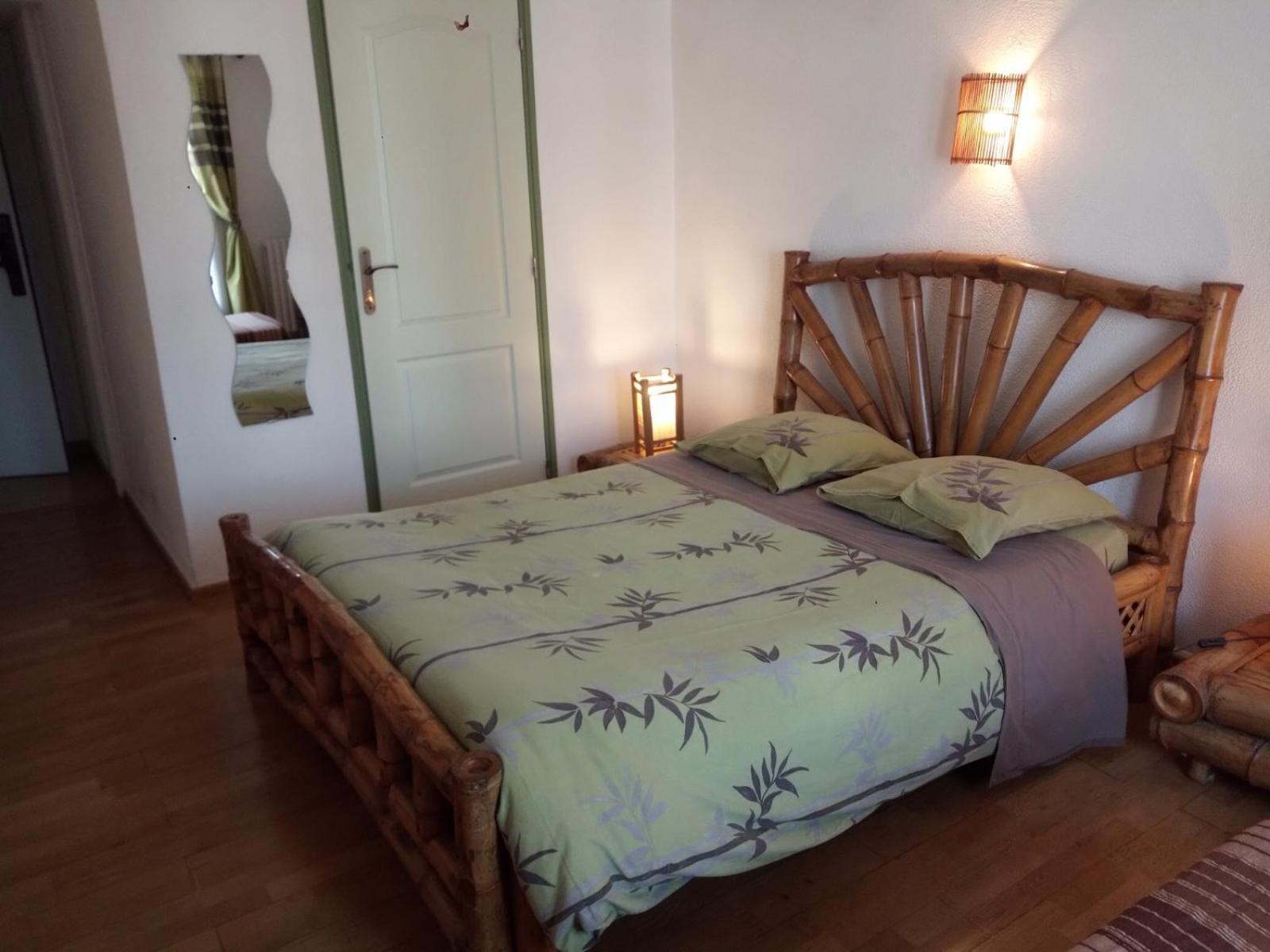 Bed and Breakfast L'Orangeraie Эльн Экстерьер фото