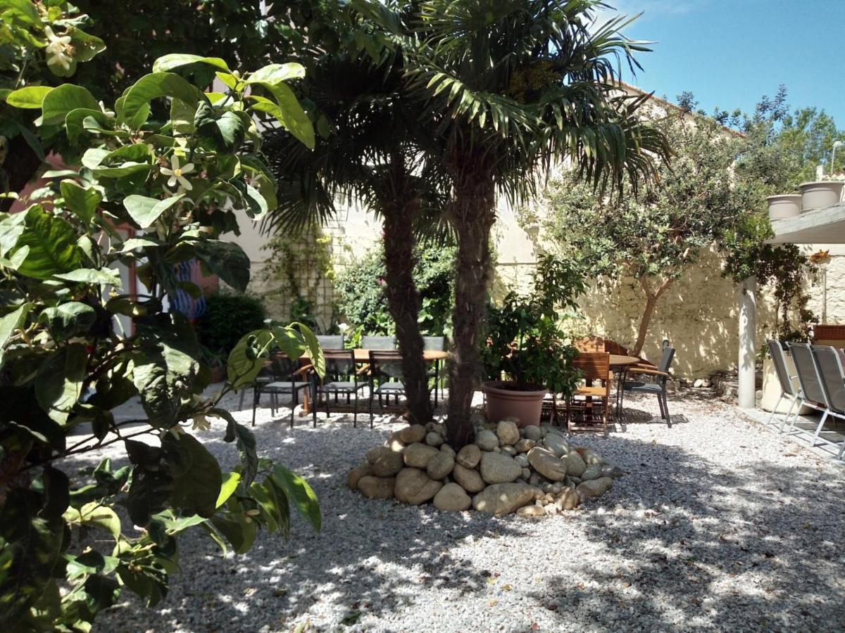 Bed and Breakfast L'Orangeraie Эльн Экстерьер фото
