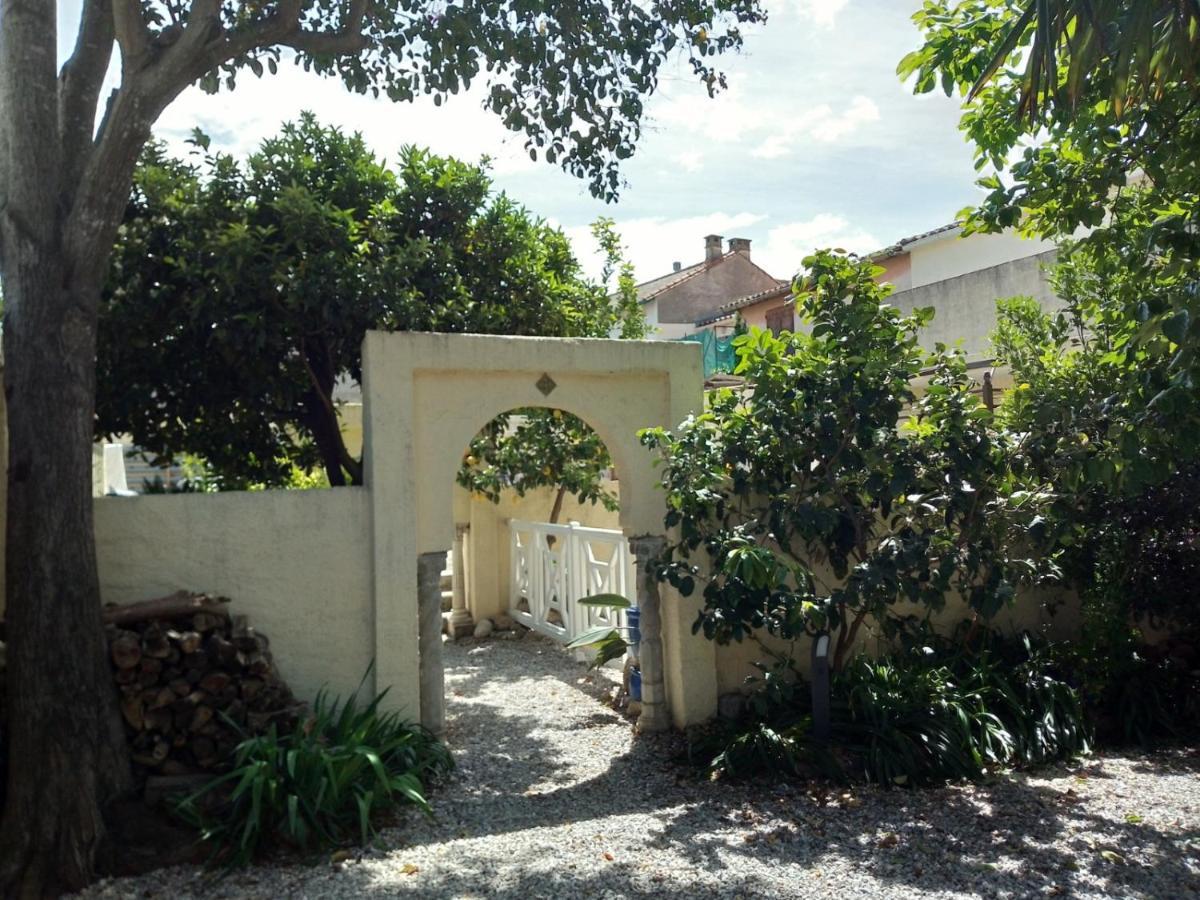 Bed and Breakfast L'Orangeraie Эльн Экстерьер фото